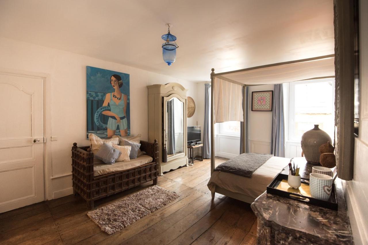 Les Chambres De Lourmel 폰티비 외부 사진