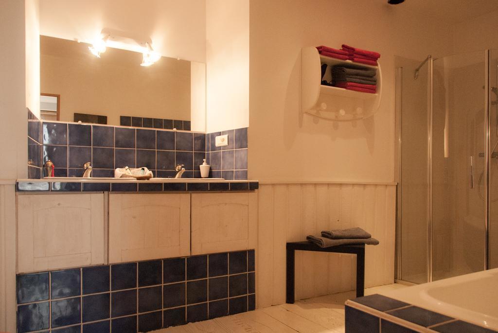 Les Chambres De Lourmel 폰티비 외부 사진